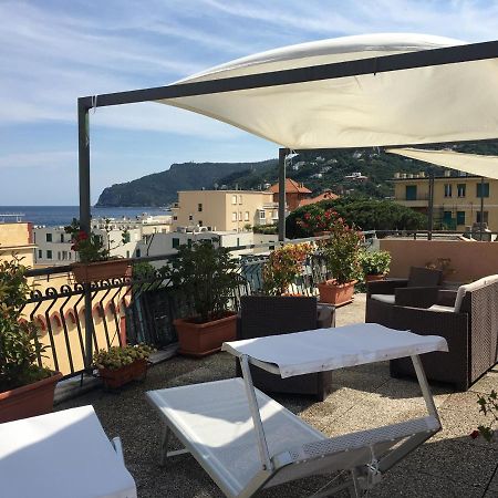 Hotel Graziella Spotorno Exterior foto